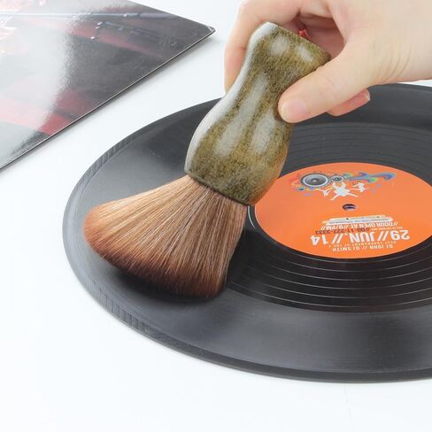 قطعتان من فرشاة تنظيف سجلات الفينيل، فرشاة تنظيف أسطوانات الفينيل الدوارة LP، فرشاة تنظيف أسطوانات الفينيل الناعمة المقاومة للكهرباء الساكنة، فرشاة تسجيل تنظيف الغبار المضادة للكهرباء الساكنة، فرشاة إزالة الغبار من الفينيل in Kuwait