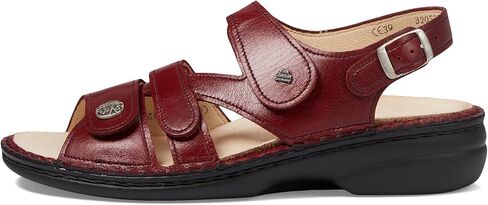 حذاء Finn Comfort النسائي سهل الارتداء in Kuwait