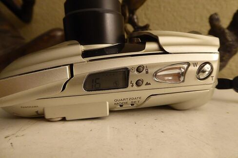 OM SYSTEM OLYMPUS Stylus Epic 80 35mm Film Camera Kit w/ 38-80mm Zoom Lens, Flash, Auto Focusing Lens, Built-in Flash. (Renewed) in Saudi Arabia