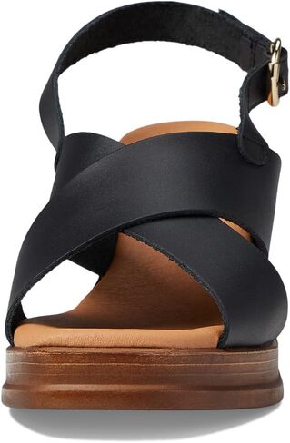 صندل نسائي من إريك مايكل سافانا in Kuwait