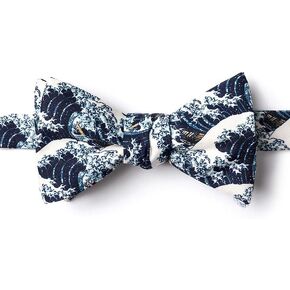The Great Wave Off Kanagawa Navy Blue Microfiber Butterfly Bow Tie