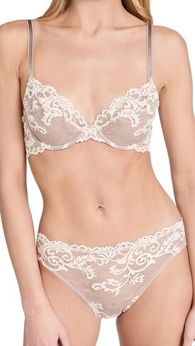 Wacoal Women's Instant Icon Underwire Bra in Kuwait