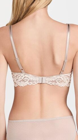 Wacoal Women's Instant Icon Underwire Bra in Kuwait