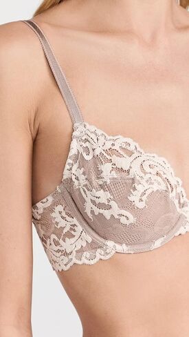 Wacoal Women's Instant Icon Underwire Bra in Kuwait
