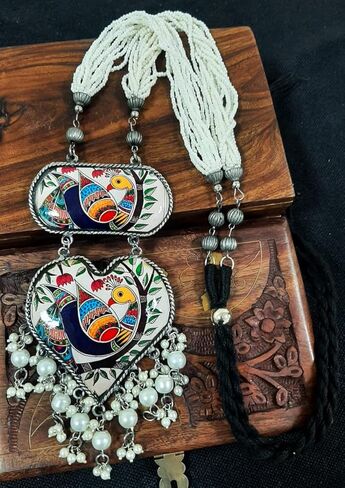 قلادة عرقية من الفضة المؤكسدة العتيقة للنساء والبنات، 19 سم، معدن، بدون احجار كريمة in Kuwait