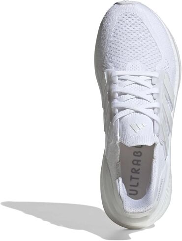 حذاء رياضي Ultraboost 5 W للسيدات من أديداس in Kuwait