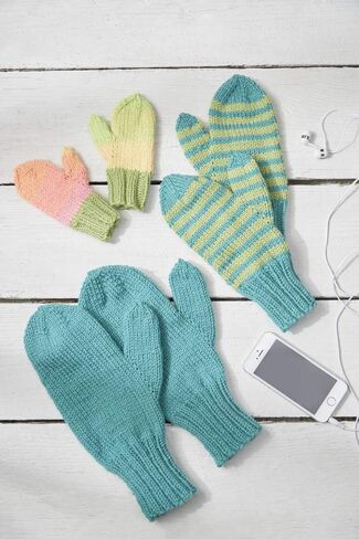 RED HEART 385953 Super Saver Yarn, Jade (Pack of 2) in Saudi Arabia
