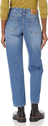 UNIONBAY Women's Lowrise Straight Leg Jean in Saudi Arabia