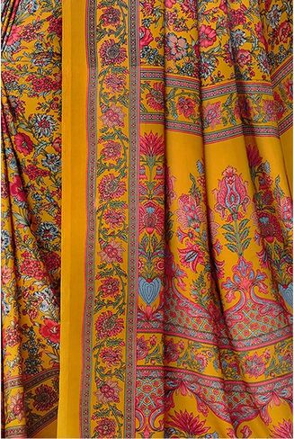 ساري حريمي من SIRIL مطبوع عليه زهور من الكريب الحريري مع قطعة بلوزة غير مخيطة in Kuwait