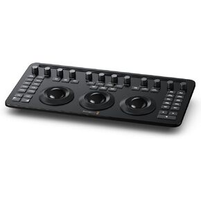 Blackmagic Design DaVinci Resolve Micro Color Panel with Bluetooth and USB-C Connectivity (Black) in Kuwait