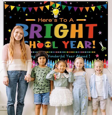 لافتة خلفية للعام الدراسي المشرق للعودة إلى المدرسة، خلفية تصوير فوتوغرافي لليوم الأول من المدرسة، لافتة للأطفال في الفصل الدراسي للعودة إلى المدرسة، ديكور خلفية لحفلات الصور، دعامات سوداء in Kuwait