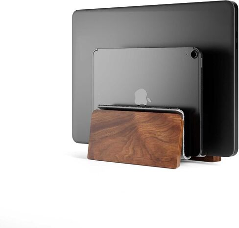 حامل كمبيوتر محمول عمودي من Raico مصنوع من خشب الجوز وحامل كمبيوتر محمول مزدوج لأجهزة Macbook وحامل صدفي (خشب الجوز، فتحة مزدوجة) in Kuwait