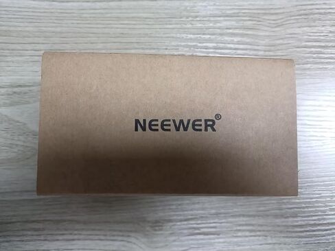 NEEWER X-T5 L Plate Handgrip, Metal L Bracket with 1/4" & 3/8" Threads, Silicone Grip, Shutter Release Button, Arca Type Baseplate for RS4 RS3 Gimbals, Compatible with SmallRig Accessories, CA099 in Saudi Arabia