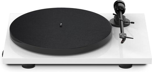 Pro-Ject E1 Phono، مشغل تسجيل مستوى الدخول والتشغيل مع مرحلة فونو مدمجة قابلة للتحويل ومفتاح سرعة إلكتروني 33/45 (أبيض) in Saudi Arabia