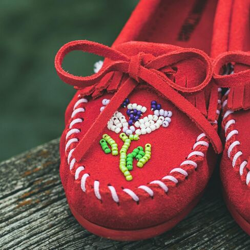 Minnetonka x Lucie Skjefte Women's Ziigwan Waabigwan Moccasin in Kuwait