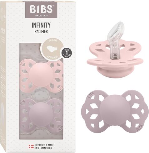 لهايات BIBS - مجموعة إنفينيتي مع حلمة تشريحية| لهاية أطفال خالية من مادة BPA | صنع في الدنمارك | مجموعة من 2 لهايات فاخرة بلون بلوسوم/ليلك داكن | الحجم 0-6 أشهر in Saudi Arabia
