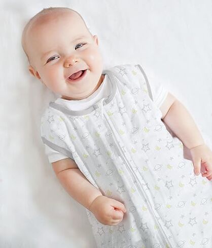 كيس نوم من قطن الموسلين من SwaddleDesigns، بطانية يمكن ارتداؤها للأطفال للجنسين، حقيبة نوم انتقالية، زرافة للأم والطفل، أصفر، صغير، 0-6 أشهر in Kuwait