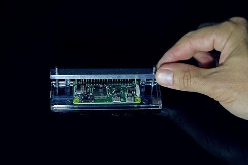 Vilros 40 Pin Hammer-in Pin Head لـ Raspberry Pi Zero مع أداة التثبيت --- حل تركيب رأس الدبوس السهل لـ Raspberry Pi Zero ---- لا يتطلب لحام in Kuwait