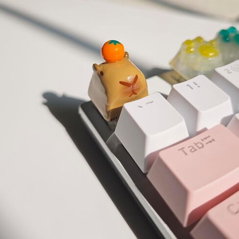 Cartoon Capybara Keycap، مخصص ثلاثي الأبعاد مصنوع يدويًا من الطين ESC Keycap، أغطية مفاتيح لطيفة مخصصة لأغطية المفاتيح البديلة للوحة مفاتيح الألعاب الميكانيكية Cherry MX (برتقالي Capybara) in Kuwait
