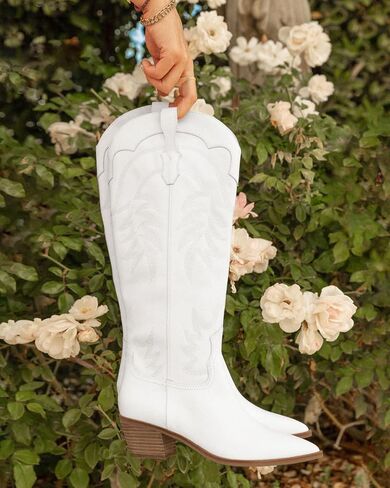 Coutgo Womens Cowgirl Boots Western Knee High Tall Boots Embroidered Chunky Heel Pointed Toe Zipper Dress Boots in Saudi Arabia