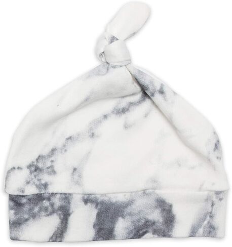 lulujo Birth Announcement Hat & Swaddle Blanket Set| Unisex Softest Bamboo Muslin Baby Swaddle Blanket| Receiving Blanket | 47in x 47in| Bamboo Knot Hat | Hello! Birth Announcement Sticker Blueberries in Saudi Arabia