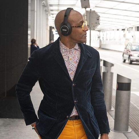 سماعة رأس Koss Active Noise Cancelling اللاسلكية Bluetooth 5.0 فوق الأذن BT740iQZ، عناصر تحكم على اللوحة مع ميكروفون، وقت التحدث/التشغيل لأكثر من 30 ساعة، اتصال متعدد النقاط، أسود in Kuwait