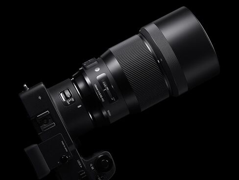 Sigma 135mm f/1.8 DG HSM Art Lens for Nikon F (Renewed) in Saudi Arabia