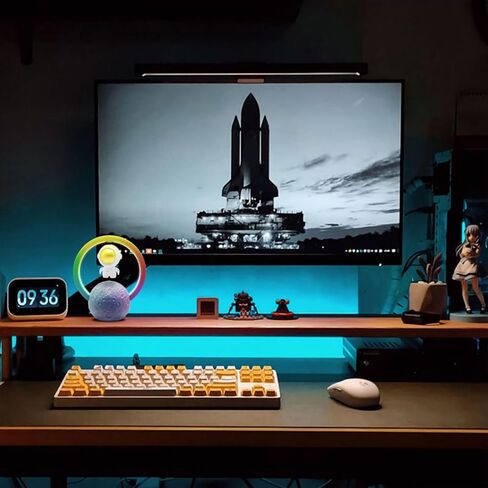 مكبر صوت مغناطيسي بلوتوث 5.0، دوران 360 درجة 7 ألوان لاسلكية عائمة أدوات تقنية رائعة لديكور المنزل والمكتب in Kuwait