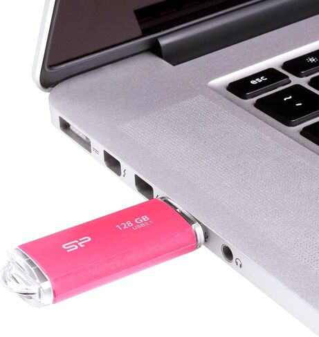 Silicone Power SP008GBUF3B05V1H USB Memory, 8GB, USB3.0, Sliding Type, Blaze B05, Pink in Kuwait