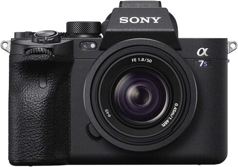 هيكل كاميرا Sony a7s III بدون مرآة بإطار كامل مع مجموعة عدسات FE مقاس 50 مم F1.8 ILCE-7SM3/B + SEL50F18F مع صور فيديو LED وميكروفون ومونوبود و64 جيجابايت وبرامج وحقيبة ظهر Deco Gear وملحقاتها in Saudi Arabia