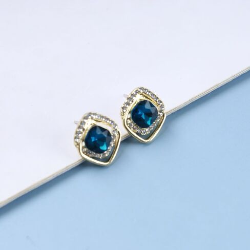 Vintage Crystal Onyx Earrings Rhinestone Square Stud Earrings Black Onyx Square Earrings Square Geometric Earrings Jewelry for Women and Girls (Black) in Saudi Arabia