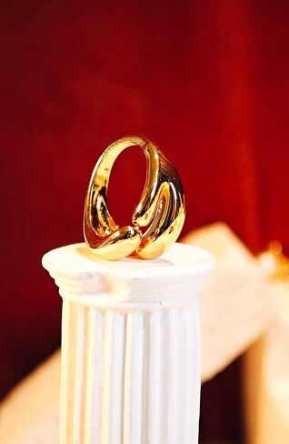 Large Baroque Pearl Gold Ring for Women, Dainty Statement Ring for Women, Big Freshwater Pearl Hypoallergenic Ring with Designer Style, Looks Luxury! in Saudi Arabia