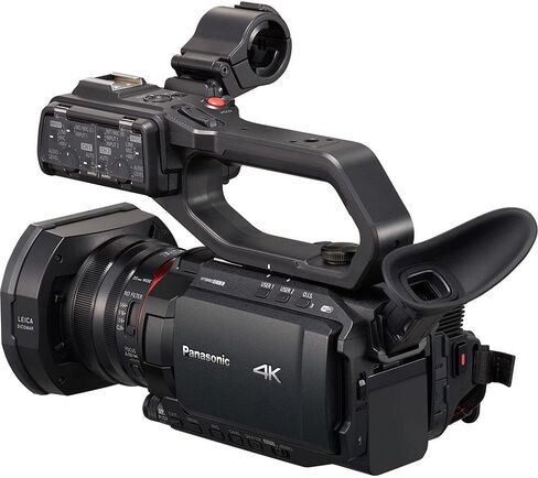 كاميرا فيديو Panasonic AG-CX10 4K + حقيبة مبطنة، وبطاقة ذاكرة Sandisk Extreme Pro بسعة 128 جيجابايت، وأشرطة سلكية، وإضاءة LED، والمزيد (متجددة) in Saudi Arabia