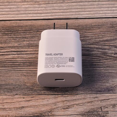 شاحن 25 وات من النوع C فائق السرعة متوافق مع شاحن سامسونج جالاكسي S22 الترا، شاحن سامسونج من النوع C، شاحن سامسونج السريع، كتلة شحن من النوع C، شاحن حائط S21 USB C سريع in Kuwait