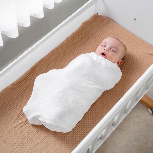 مجموعة مناشف الأطفال كومفي كابز و2 من بطانيات قماط الموسلين in Kuwait