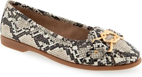 Aerosoles Women's Wrap Book T Strap Wedge in Saudi Arabia