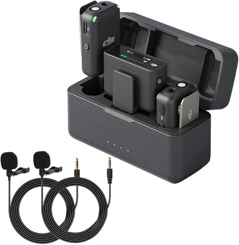 ميكروفون DJI (2 TX + 1 RX + علبة شحن) ميكروفون Lavalier لاسلكي، نطاق 820 قدمًا، بطارية 15 ساعة، إلغاء الضوضاء للكمبيوتر الشخصي، iPhone، Andriod، تسجيل المقابلة، مدونات الفيديو + ميكروفونات Lavalier على الباب الدوار in Saudi Arabia