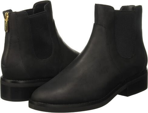 حذاء نسائي من Cole Haan مقاوم للماء in Saudi Arabia