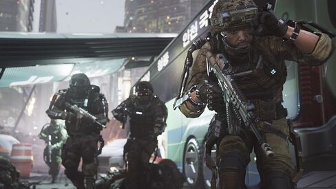 Call of Duty: Advanced Warfare (الإصدار الذهبي) - Xbox 360 (متجدد) in Saudi Arabia