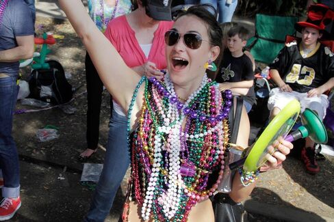 Wonlte 4 Pairs Mardi Gras Earrings for Women Girls Carnival Parade Mask Lobster Modelling Earrings Set Fleur De Lis Earrings Acrylic Mardi Gars Jewelry for Fat Tuesday Celebrations Party in Kuwait