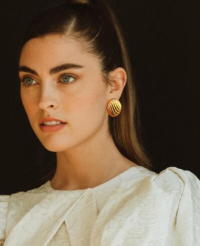 أقراط LOKLIFFAI ذهبية مكتنزة للنساء والفتيات، أقراط متدلية عصرية مطلية بالذهب عيار 14 قيراط هدية مجوهرات كبيرة الحجم in Kuwait