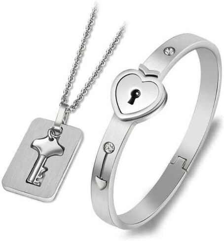 Bling Queen Couple Stainless Steel Heart Lock Bracelet And Key Pendant Necklace in Saudi Arabia