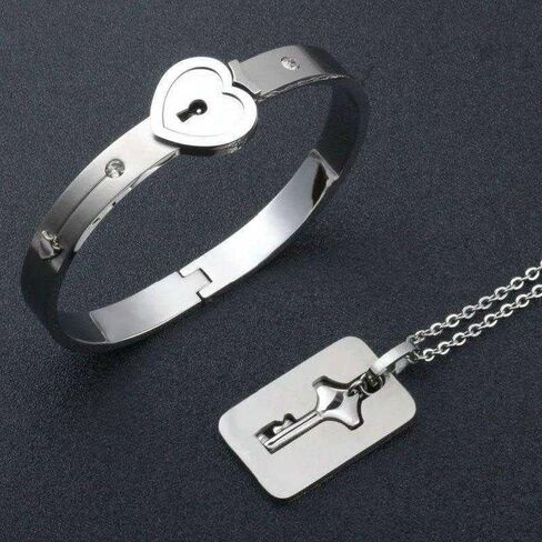 Bling Queen Couple Stainless Steel Heart Lock Bracelet And Key Pendant Necklace in Saudi Arabia