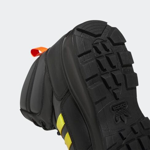 adidas Chasker Boots Men's in Saudi Arabia