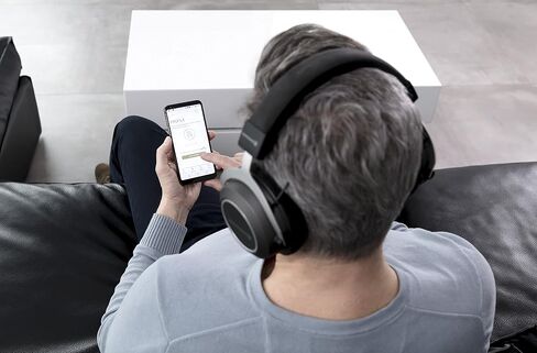 beyerdynamic Amiron Wireless High-End Stereo Headphone (Renewed) in Saudi Arabia