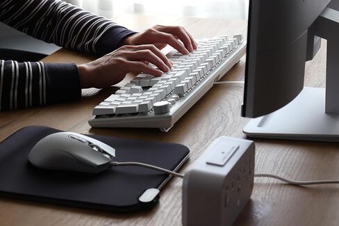 لوحة مفاتيح ميكانيكية مضيئة K74M من i-rocks - مع مفاتيح Gateron قابلة للتبديل السريع - 107 مفاتيح، وكابل USB-C قابل للفصل، وإضاءة خلفية LED، وأغطية مفاتيح PBT مزدوجة، وتحكم ذكي في العجلات - أسود in Kuwait