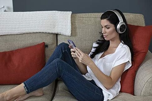 Altec Lansing MZX701- BLK Rumble Bass Boosted Over Ear Bluetooth Headphones with Omnidirectional Vibration, 10 Hour Battery Life and Voice Assistant Integration, Dynamic Bass, Black, 8.3 x 8.2 x 4.1 Inches in Saudi Arabia