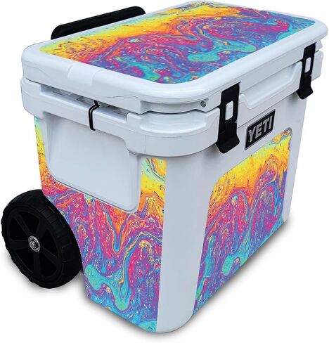 غلاف مبرد متوافق مع المبرد ذو العجلات Yeti Roadie 32 - تيارات الطلاء - غطاء لاصق واقٍ من الفينيل 3M ممتاز - سهل الاستخدام | صُنع في الولايات المتحدة الأمريكية بواسطة MightySkins in Saudi Arabia