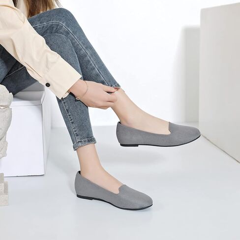 حذاء مسطح نسائي واسع العرض من Ataiwee - حذاء أسود بمقدمة مستديرة سهل الارتداء. in Kuwait