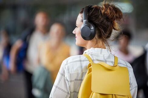 Philips Audio Performance TAPH805BK Bluetooth 5.0 Active Noise Cancelling Over-Ear Headphones with Google Assistant (Black) in Saudi Arabia